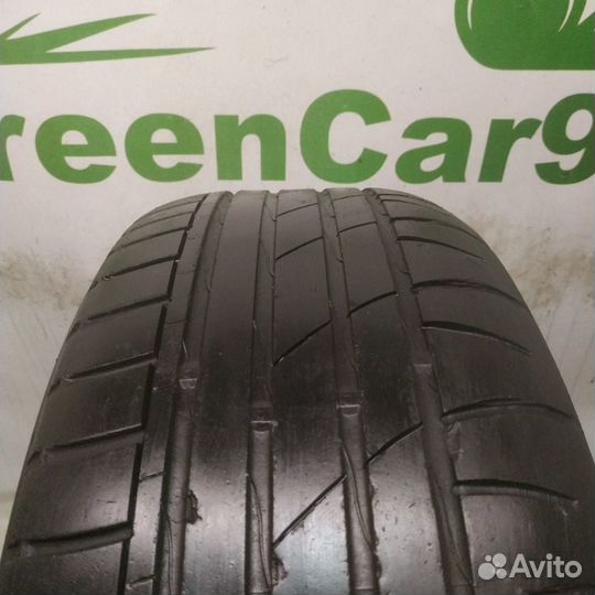 Nokian Tyres Hakka H 215/55 R16