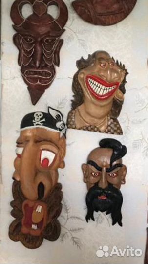 Маски из дерева (ручная работа)