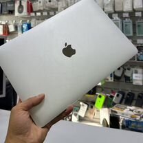 Macbook air 13 2020 m1