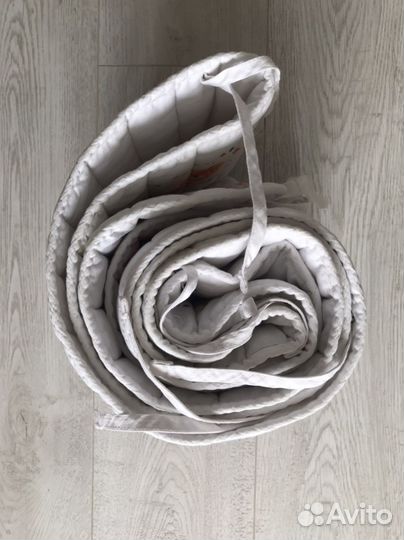 Бортики на детскую кроватку