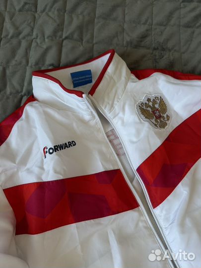 Спортивный костюм