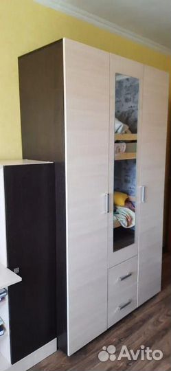 Шкаф 3-створчатый с ящиками со склада