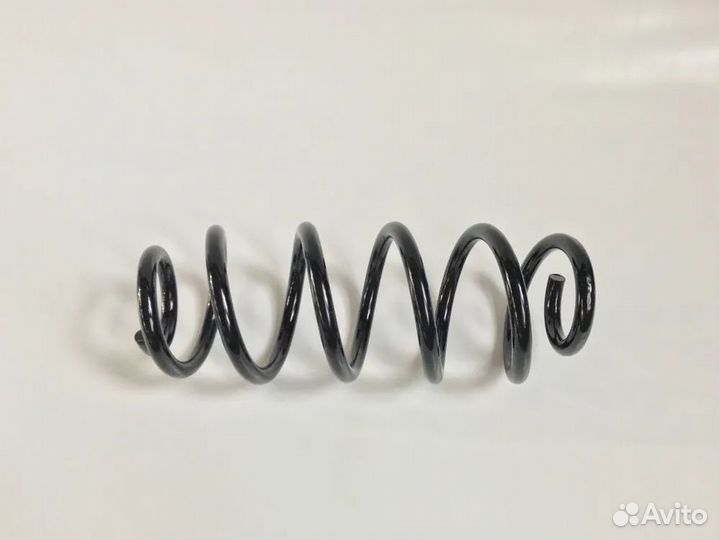 Пружина передней подвески Audi A6 (C5) 8D0411105DS