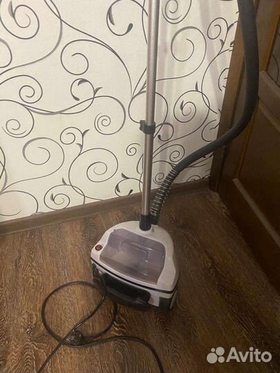 Отпариватель для одежды вертикальный