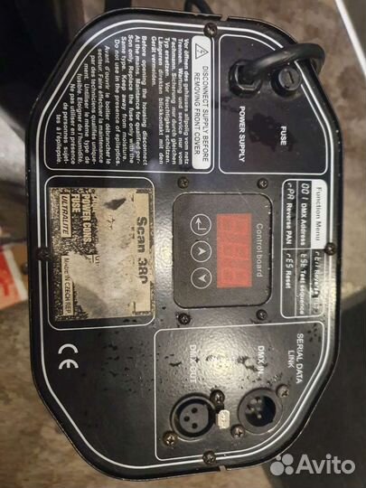 Светocкaнер Rоbе Shоw djsсаn scan 380 лампы