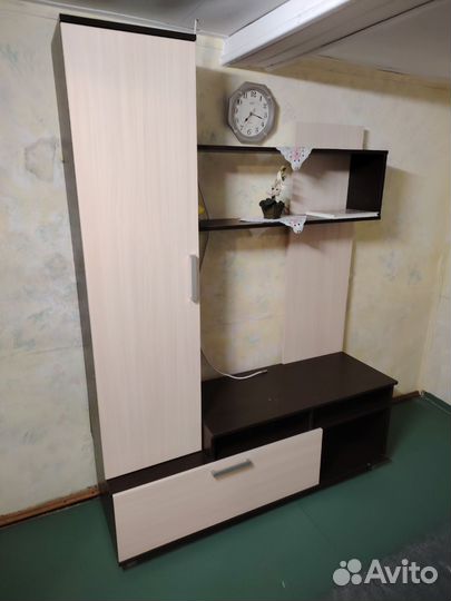 Тумба под телевизор