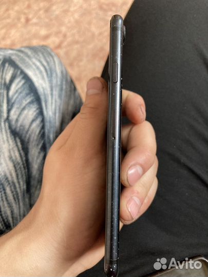 Телефон iPhone 7 32gb