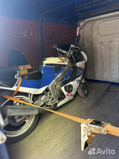 Honda cbr250r