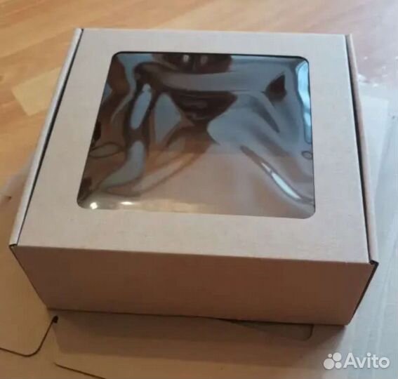 Подарочная коробка упаковка