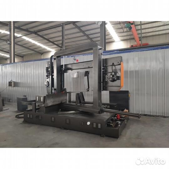 Ленточнопильный станок MetMachine LSZ5550A