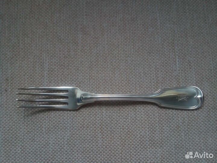 Серебряная вилка