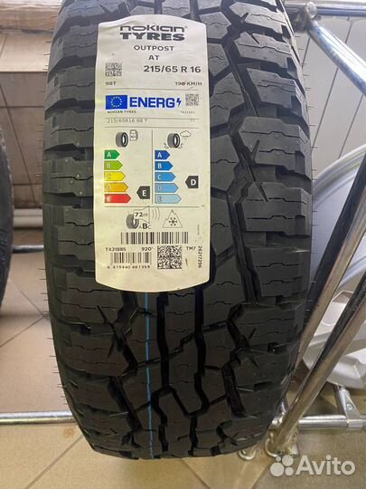 Nokian Tyres Outpost AT 215/65 R16 98T