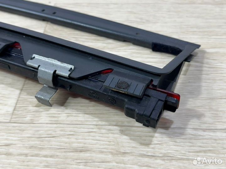 Фонарь (стоп-сигнал) задний Audi A6 седан AEB 1998