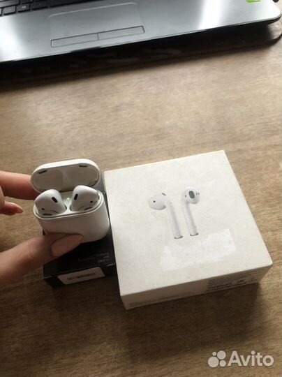 Беспроводные наушники