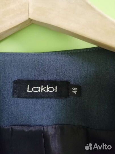 Деловая одежда 46р