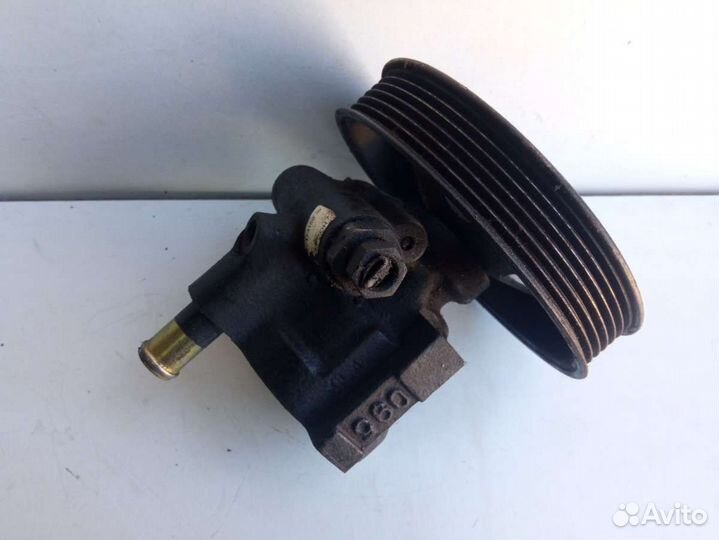 Насос гур Opel Corsa B 90473169,90409232