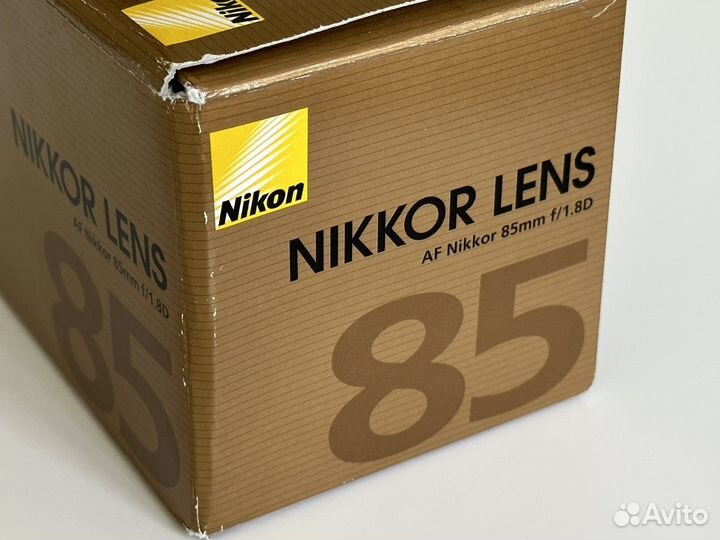 Объектив Nikon 85 mm 1.8D Nikkor
