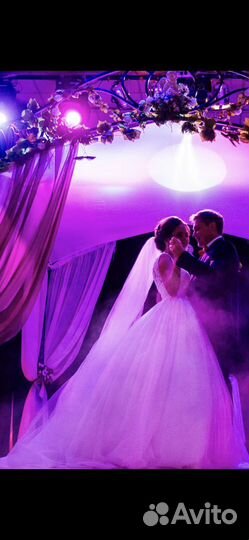 Платье свадебное