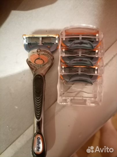 Продам Кассеты,Лезвия к Станку Gillette fusion 5