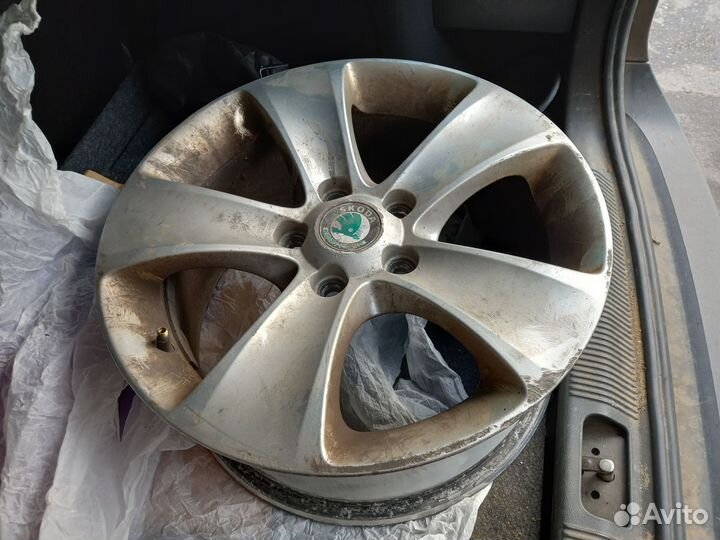 Колёсный диск Шкода Yeti R16