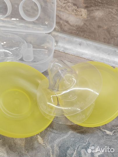 Накладки на грудь medela