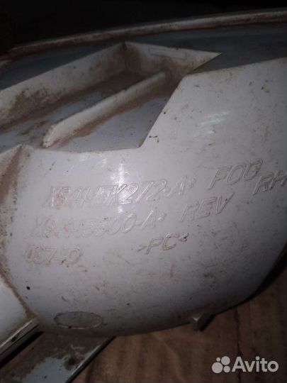 Фонарь задний в бампер правый Ford Focus 1/2