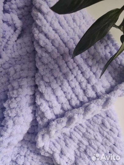 Плед и игрушки для детей