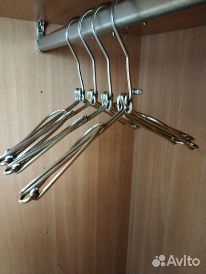 Вешалки-плечики металлические советские