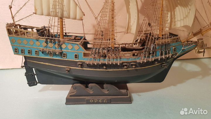 Модель парусника Орел СССР пластик