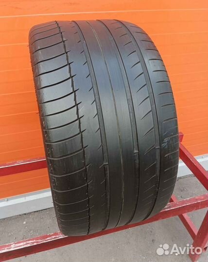 Michelin Pilot Sport PS2 285/30 R18