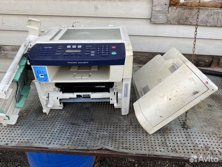 Цветной лазерный принтер бу