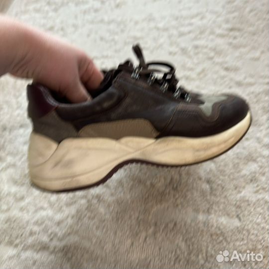 Кроссовки massimo dutti 39