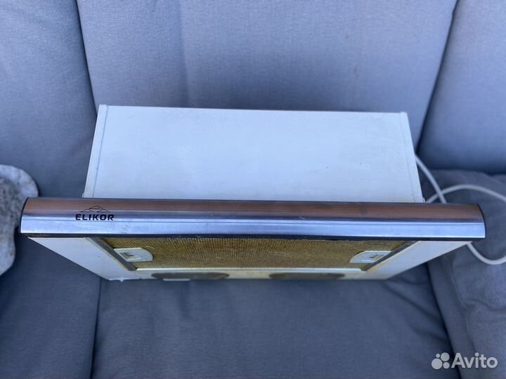 Вытяжка для кухни 60 см встраиваемая