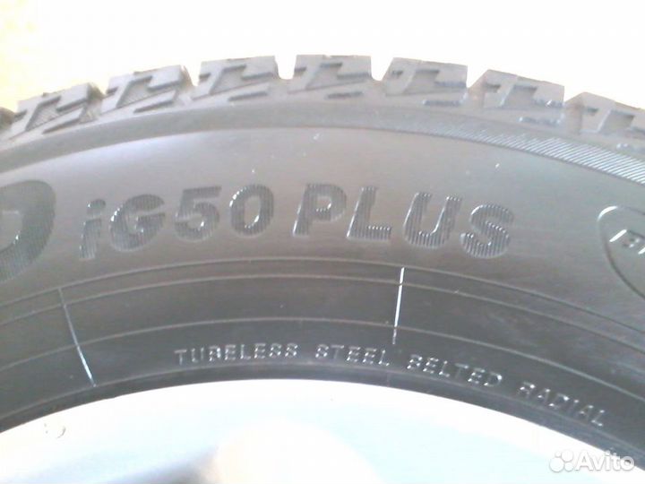 Yokohama Ice Guard IG50+ 215/55 R17 94Q