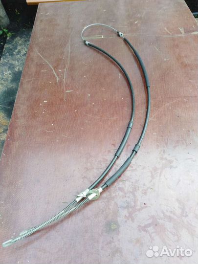 Тросик ручника