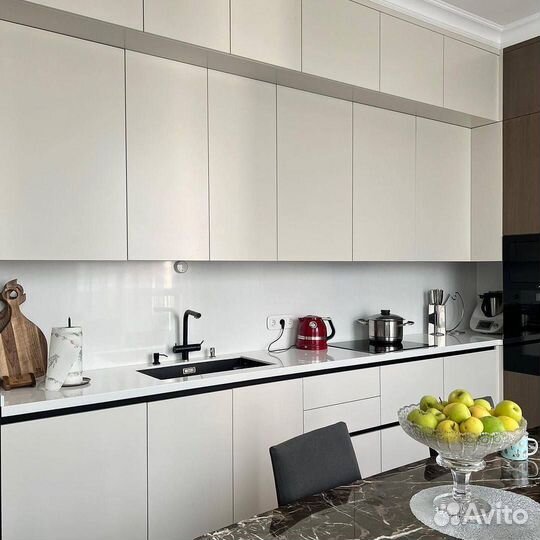 Кухня с витриной на заказ в Иваново