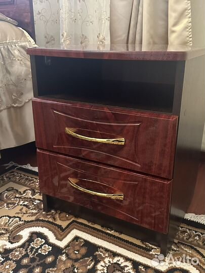 Спальный гарнитур бу