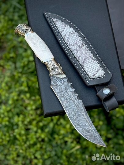 Нож цветник