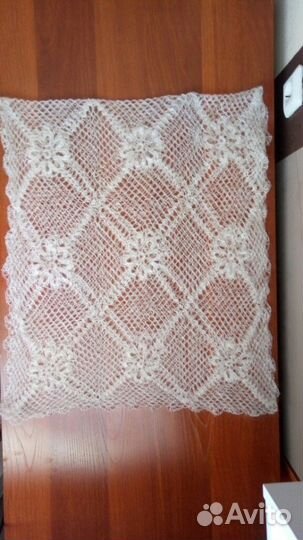 Пуховый палантин из ангорской шерсти