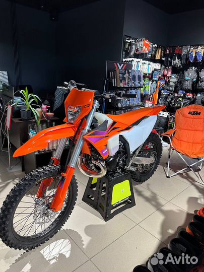 Мотоцикл Эндуро KTM EXC 300 TBI 2024