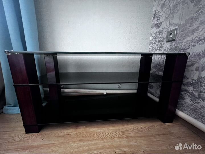 Тумба под телевизор