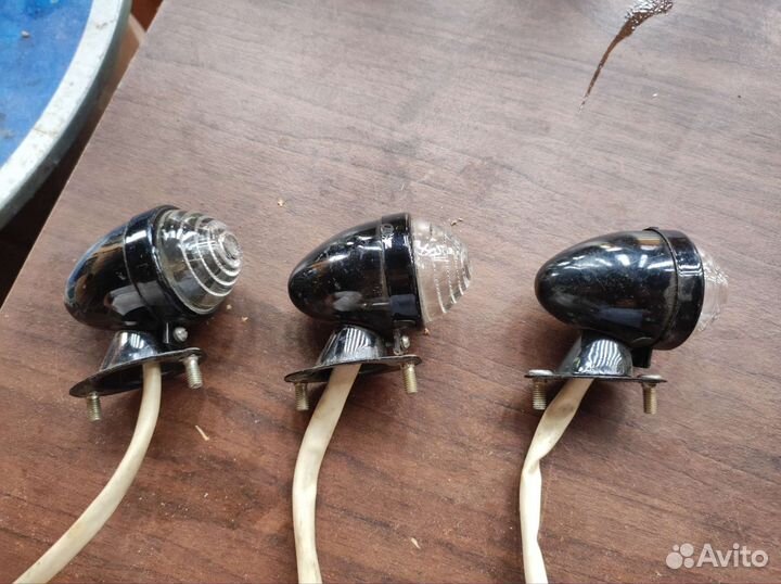 Габаритные огни газ 69 или ЗИЛ 157