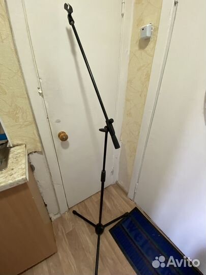 Микрофонная стойка