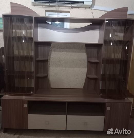 Тумба под телевизор