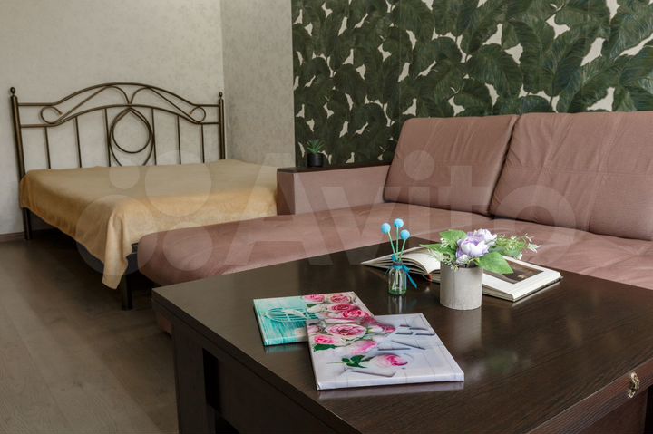 1-к. квартира, 42 м², 1/10 эт.