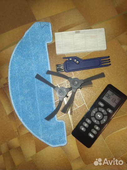 Робот пылесос polaris 1226