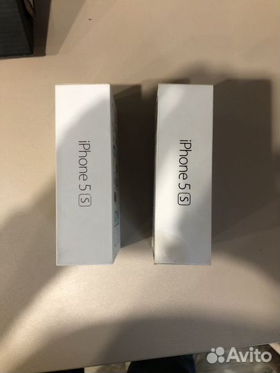 Коробки родные от iPhone 5S