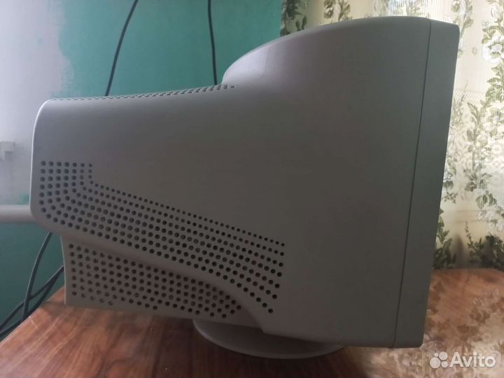 Монитор Samsung syncmaster 793df