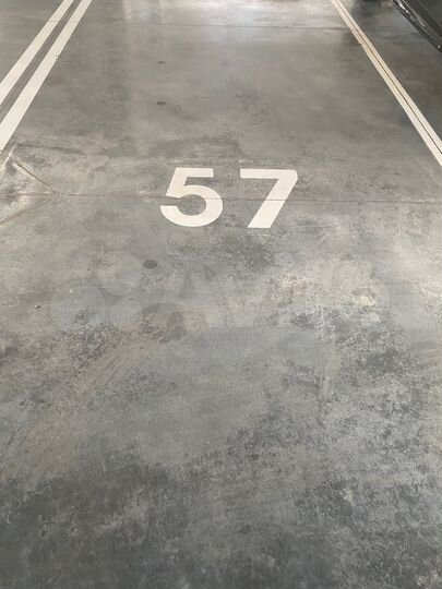 Машиноместо, 14 м²