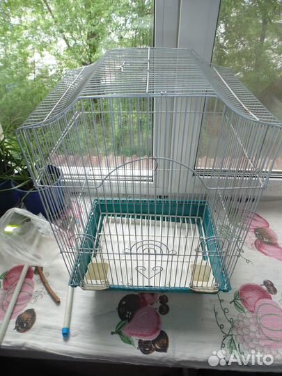 Клетка для попугаев или мелких грызунов